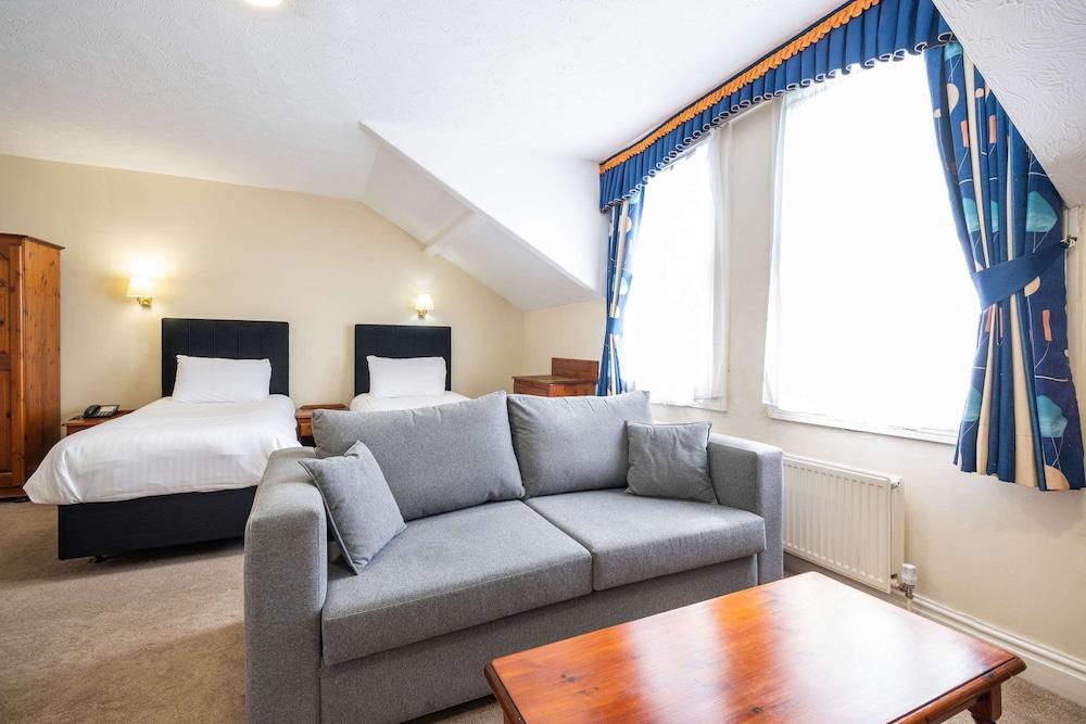 San Clu Hotel, Bar & Brasserie Рамсгейт Екстериор снимка